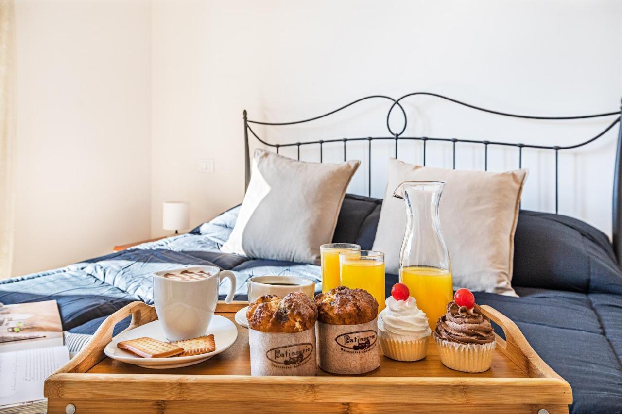 Annamaria 9 Apartment By Wonderful Italy 시르미오네 외부 사진